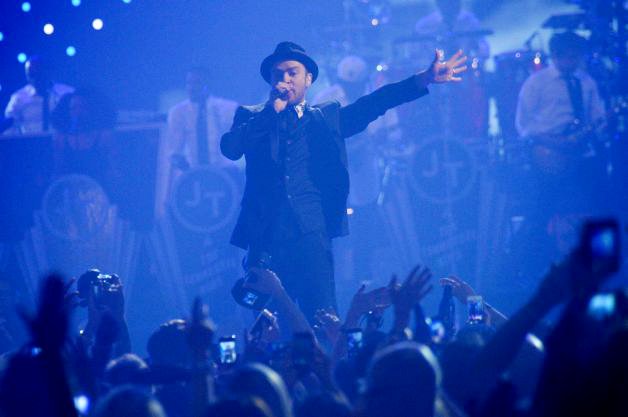 justin-timberlake-debuts-new-songs-at-iheartradio-festival