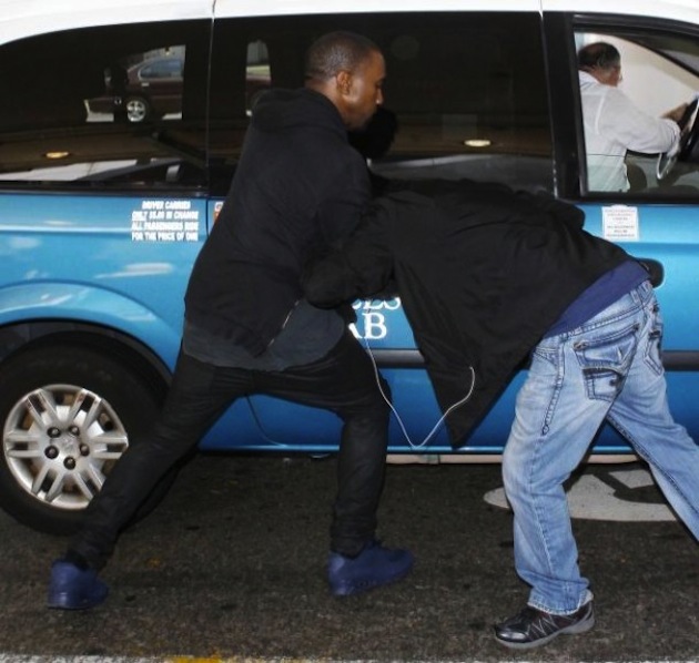 kanye-robbery-608x577