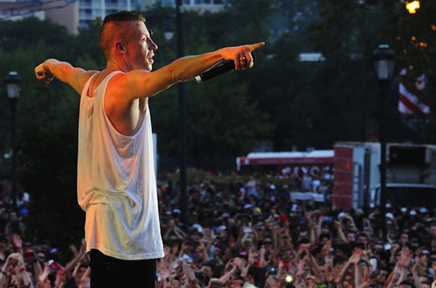 macklemore-2-made-in-america-2013-650-430