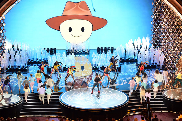 Pharrell+Williams+86th+Annual+Academy+Awards+ARP5Mtc9u6Il