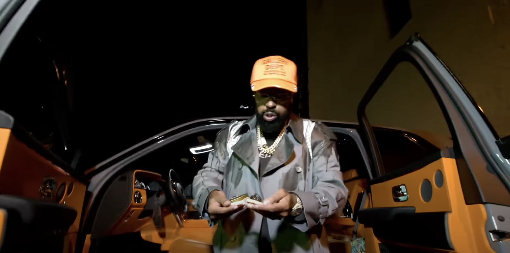 Video: Roc Marciano, The Alchemist “Deja Vu” - Rap Radar Video: Roc Marciano, The Alchemist “Deja Vu” - Rap Radar